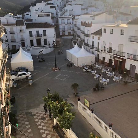 Ferienwohnung Casa Pepe La Rosa Atico Tolox Exterior foto