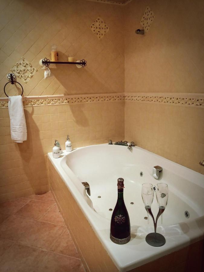Ferienwohnung Casa Pepe La Rosa Atico Tolox Exterior foto